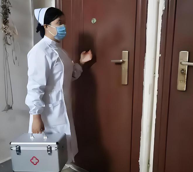 “網(wǎng)約護(hù)士”高收入：單次收費兩三百有人狂攬3000單(圖21)